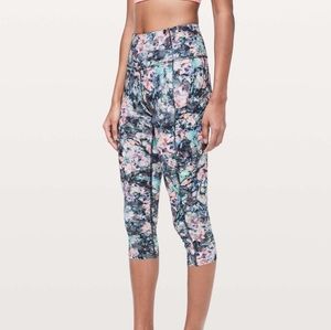 Lululemon Fast & Free Crop II *Nulux 19"Dappled Daze Multi, size 6